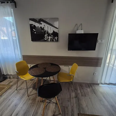 Apartment Marusius Apartmanhaz Mako